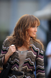 Jennifer Lopez - On the set of The Back-Up Plan in NYC (16.07.2009) - 120xHQ 0C7mBxRC