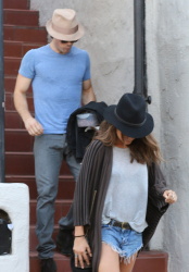Ian Somerhalder - Leaving Nikki Reed's house in Los Angeles (July 25, 2014) - 25xHQ 0vMR6vVj
