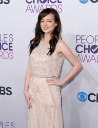 Ashley Rickards - 39th Annual People's Choice Awards (Los Angeles, January 9, 2013) - 40xHQ 3RNXPVQT