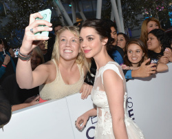 Adelaide Kane - 40th People's Choice Awards held at Nokia Theatre L.A. Live in Los Angeles (January 8, 2014) - 52xHQ 4J2aO3Bv