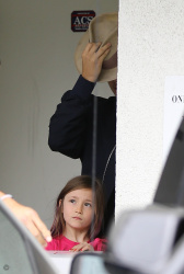 Justin Bieber - Seen out with Jazmyn in Los Angeles, California (2015.04.23) - 24xHQ 5R0jTueE