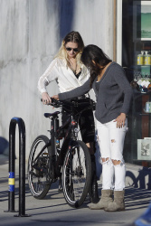 Michelle Rodriguez - Out and about in Venice, CA, 16 января 2015 (20xHQ) 5lac5LJ4