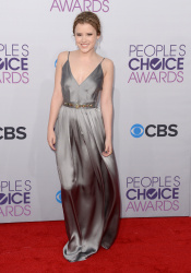 Taylor Spreitler arrives at the 39th Annual People's Choice Awards at Nokia Theatre L.A. Live on January 9, 2013 in Los Angeles, California - 24xHQ 6hhFt3iK