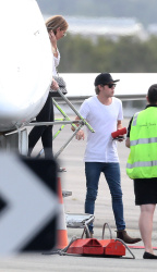 Harry Styles, Niall Horan and Liam Payne - Arriving in Brisbane, Australia - February 11, 2015 - 17xHQ 8GUD49ul