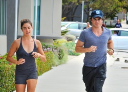 Ian Somerhalder & Nikki Reed - out for an early morning jog in Los Angeles (July 19, 2014) - 27xHQ 8wWMw4gx