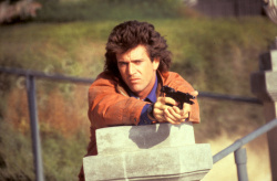 Mel Gibson - Mel Gibson, Danny Glover - Постеры и промо к фильму "Lethal Weapon (Смертельное оружие)", 1987 (15xHQ) 98xLb6mf