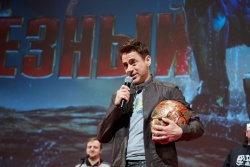 Robert Downey Jr. - "Iron Man 3" convention (Moscow, April 9, 2013) - 23xHQ 9SqWYx9a