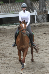 "Iggy Azalea" - Iggy Azalea - Horseback riding lesson in LA - February 27, 2015 (20xHQ) 9usyLykp
