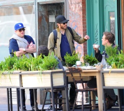Jake Gyllenhaal & Jonah Hill & America Ferrera - Out And About In NYC 2013.04.30 - 37xHQ AnfgfAOW