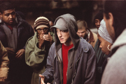 Eminem, Kim Basinger, Brittany Murphy - промо стиль и постеры к фильму "8 Mile (8 миля)", 2002 (51xHQ) BE1aAYl7