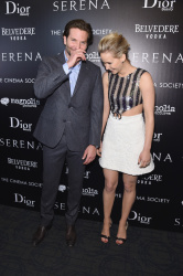 Jennifer Lawrence и Bradley Cooper - Attends a screening of 'Serena' hosted by Magnolia Pictures and The Cinema Society with Dior Beauty, Нью-Йорк, 21 марта 2015 (449xHQ) Bg1kKqQM