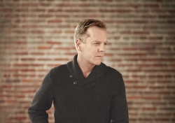 Kiefer Sutherland - Kiefer Sutherland - The Faces of Fox Photoshoot 2012 - 1xHQ Bp6sWofC