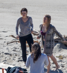 Rachel McAdams - on the set of 'True Detective' in Malibu - February 24, 2015 (25xHQ) D3SBpAOQ