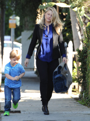 Ali Larter - Out and about in LA - March 3, 2015 (24xHQ) DW18nzXi