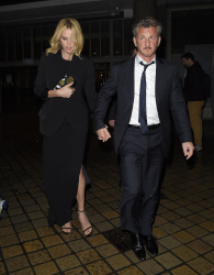 Charlize Theron and Sean Penn - seen leaving Royal Festival Hall. London - February 16, 2015 (153xHQ) DgJ0vf52