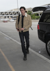 Ben Barnes - Ben Barnes - Departing From LAX Airport (January 29,2015) - 15xHQ IZConp3B