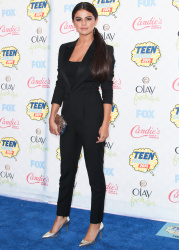 Selena Gomez - At the FOX's 2014 Teen Choice Awards, August 10, 2014 - 393xHQ LwtLeVqM