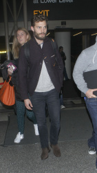 Jamie Dornan - Spotted at at LAX Airport with his wife, Amelia Warner - January 13, 2015 - 69xHQ Ns01tqer