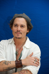 Johnny Depp - The Rum Diary press conference portraits by Vera Anderson (Hollywood, October 13, 2011) - 13xHQ OUgylEGe