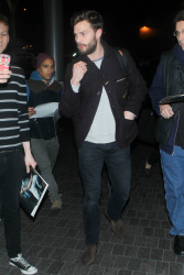 Jamie Dornan - Spotted at at LAX Airport with his wife, Amelia Warner - January 13, 2015 - 69xHQ OfPZZrgR