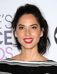 Olivia Munn - The 41st Annual People's Choice Awards in LA - January 7, 2015 - 146xHQ PsWwZjNX