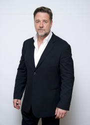 Russell Crowe - Noah press conference portraits by Magnus Sundholm (Beverly Hills, March 24, 2014) - 17xHQ QNXu8NkL