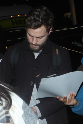 Jamie Dornan - Spotted at at LAX Airport with his wife, Amelia Warner - January 13, 2015 - 69xHQ SXDIGup2