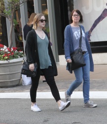 Saoirse Ronan - Shopping in Hollywood - February 2, 2015 - 12xHQ SmnAJ6v2