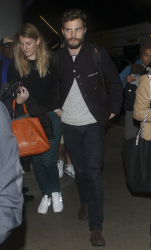 Jamie Dornan - Spotted at at LAX Airport with his wife, Amelia Warner - January 13, 2015 - 69xHQ Sq3soRSo