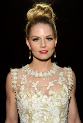 Jennifer Morrison - Jennifer Morrison & Ginnifer Goodwin - 38th People's Choice Awards held at Nokia Theatre in Los Angeles (January 11, 2012) - 244xHQ TYVVcXmw