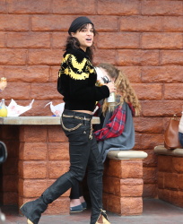 Michelle Rodriguez - Out and about in Beverly Hills - February 7, 2015 (27xHQ) UKVdbyRL