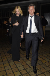Sean Penn - Charlize Theron and Sean Penn - seen leaving Royal Festival Hall. London - February 16, 2015 (153xHQ) V9XaI1lO