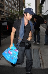 Ian Somerhalder - Out and About in New York City 2012.05.07 - 5xHQ Vxgim4Mt
