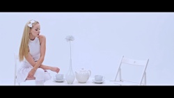 Dove Cameron - The Girl & the Dreamcatcher - Written in the Stars -  Music Video 1080p 49x Caps