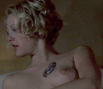 Drew Barrymore al desnudo