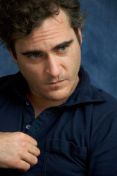 Joaquin Phoenix - Reservation Road press conference portraits by Vera Anderson (New York, October 7, 2007) - 5xHQ YJP9Ud4c