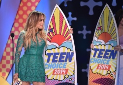 Jennifer Lopez - FOX's 2014 Teen Choice Awards at The Shrine Auditorium in Los Angeles, California - August 10, 2014 - 29xHQ YJhxb8Ks