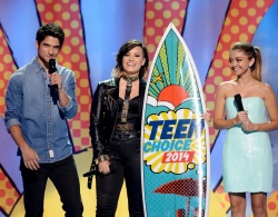 Sarah Hyland - FOX's 2014 Teen Choice Awards at The Shrine Auditorium on August 10, 2014 in Los Angeles, California - 367xHQ YTTQQQgM