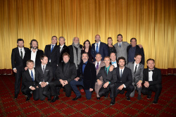 Ian McKellen - 'The Hobbit An Unexpected Journey' New York Premiere benefiting AFI at Ziegfeld Theater in New York - December 6, 2012 - 28xHQ ZyGQxSut