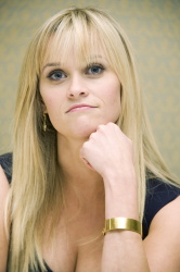 Reese Witherspoon - This Means War press conference portraits by Vera Anderson (Beverly Hills, February 4, 2012) - 14xHQ B3hRG86P