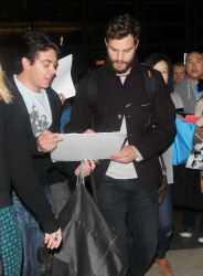 Jamie Dornan - Spotted at at LAX Airport with his wife, Amelia Warner - January 13, 2015 - 69xHQ BspVBV0f