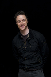 James McAvoy - James McAvoy - X-Men: Days of Future Past press conference portraits by Magnus Sundholm (New York, May 9, 2014) - 17xHQ ERdCjqbw