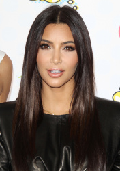 Kim Kardashian - at FOX's 2014 Teen Choice Awards in Los Angeles, California - 39xHQ HX4OZddL