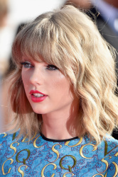 Taylor Swift - 2014 MTV Video Music Awards held at The Forum in Inglewood, California - August 24, 2014 - 490xHQ IR21ivtG