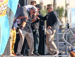 Zac Efron & Robert De Niro - On the set of Dirty Grandpa in Tybee Island,Giorgia 2015.04.30 - 140xHQ ISKXDnKF