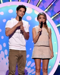 Sarah Hyland - FOX's 2014 Teen Choice Awards at The Shrine Auditorium on August 10, 2014 in Los Angeles, California - 367xHQ JQ1ZzSTt