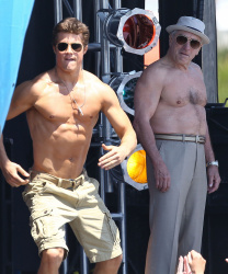 Zac Efron & Robert De Niro - On the set of Dirty Grandpa in Tybee Island,Giorgia 2015.04.30 - 140xHQ JQV0uXcr