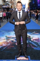 Крис Прэтт (Chris Pratt) ‘Guardians of the Galaxy’ Premiere at Empire Leicester Square in London, 24.07.2014 (50xHQ) KR1pGbT5