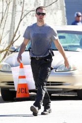 Taylor Kitsch - On set of 'True Detective' - February 10, 2015 - 14xHQ KpQ0Ywiv