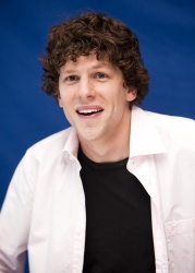 Jesse Eisenberg - "30 Minutes or Less" press conference portraits by Armando Gallo (Cancun, July 13, 2011) - 9xHQ LNZZNfb3
